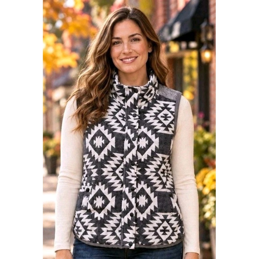 Reflex Western Aztec Print Quilted Vest Womens Large Full Zip Lined Pocket Cozy